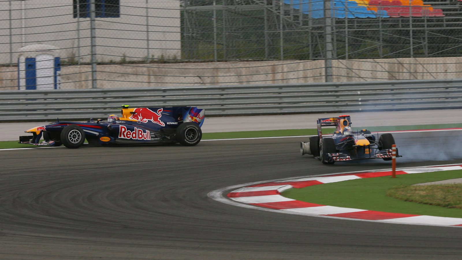 Vettel and Webber collide at the 2010 Turkish Grand Prix
