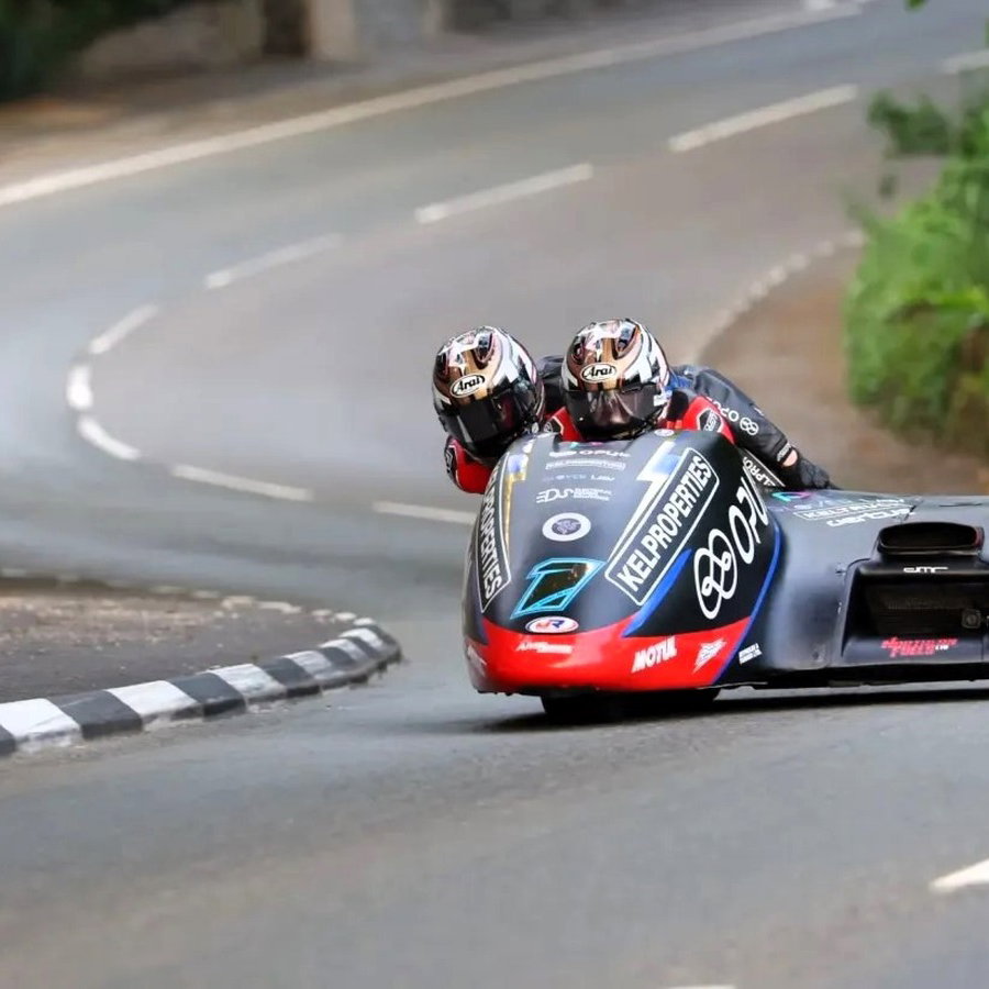 Ryan Crowe, Callum Crowe, 2026 Isle of Man TT.