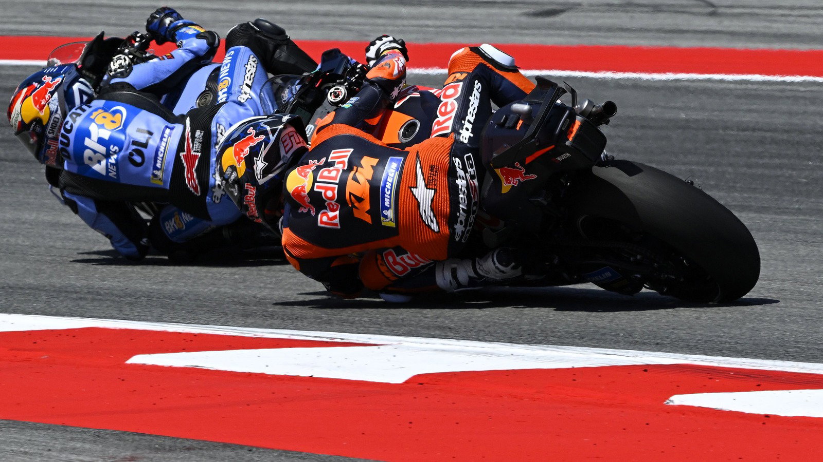 Alex Marquez, Pedro Acosta, 2026 Catalan MotoGP Sprint.