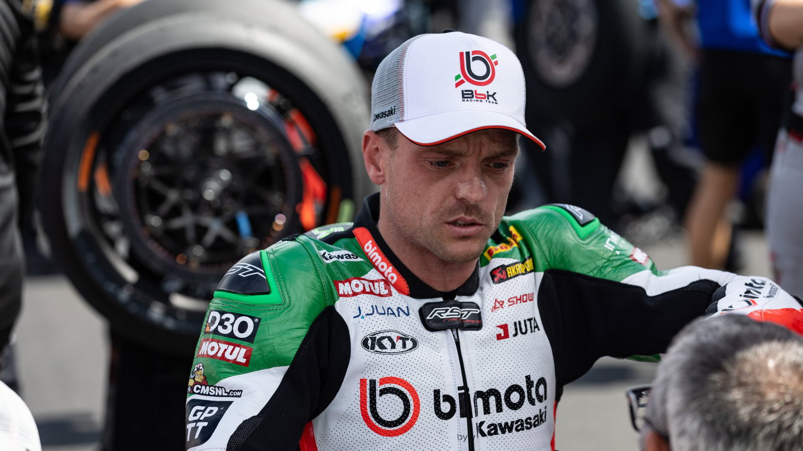 Alex Lowes, 2026 Czech WorldSBK, grid. Credit: Gold and Goose.