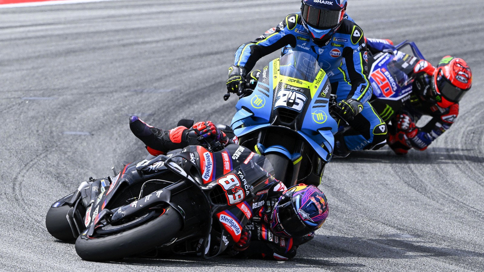 Jorge Martin, Raul Fernandez clash, 2026 Catalan MotoGP.