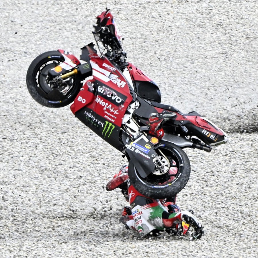 Johann Zarco, Pecco Bagnaia, 2026 Catalan MotoGP accident.