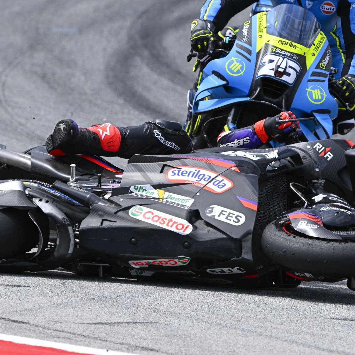 Raul Fernandez, Jorge Martin clash, 2026 Catalan MotoGP.