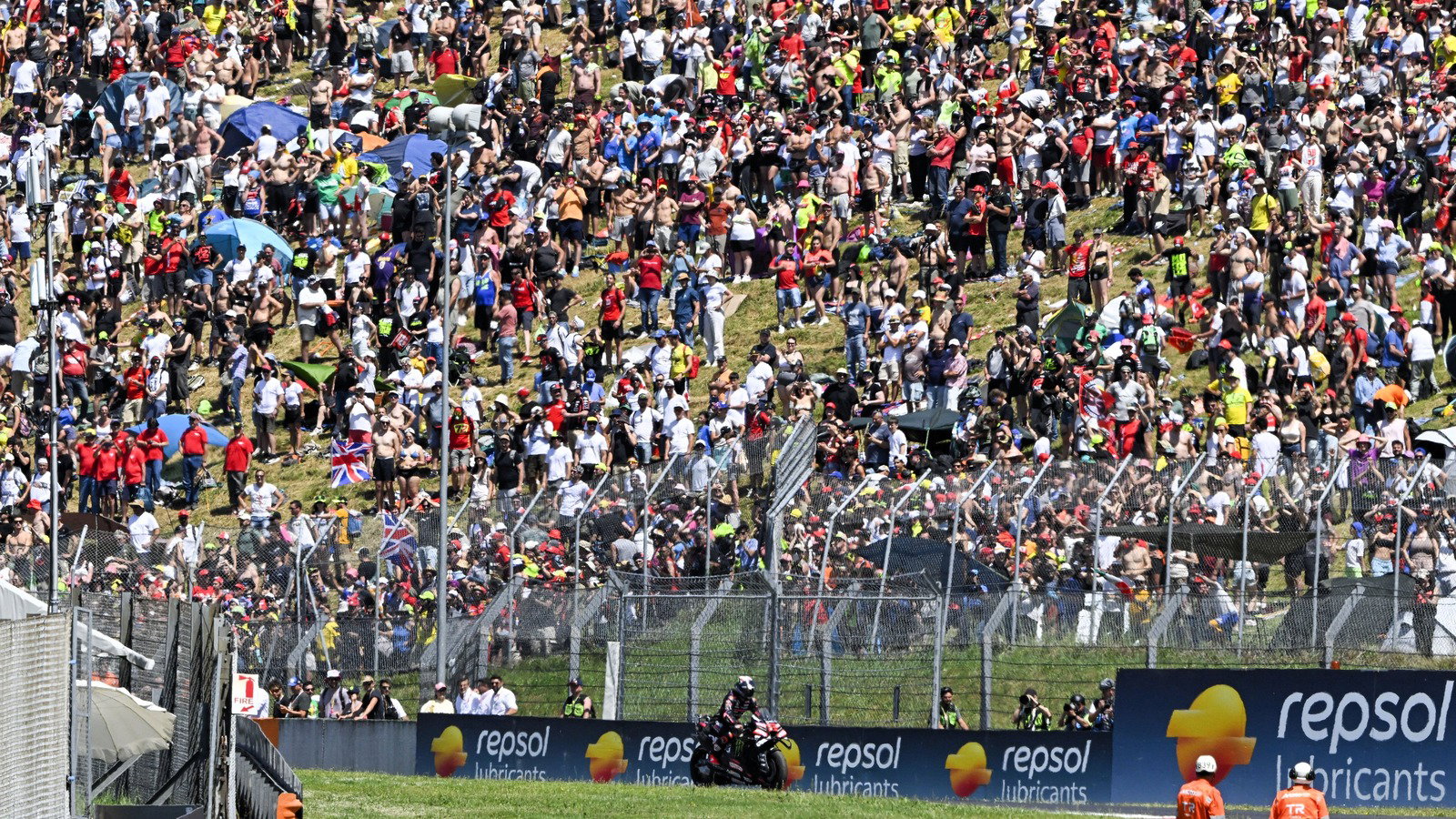 Marco Bezzecchi wins, 2026 Italian MotoGP. 