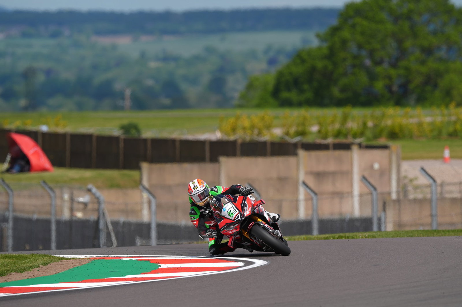 Glenn Irwin, 2026 Donington Park BSB. Credit: Ian Hopgood Photography.