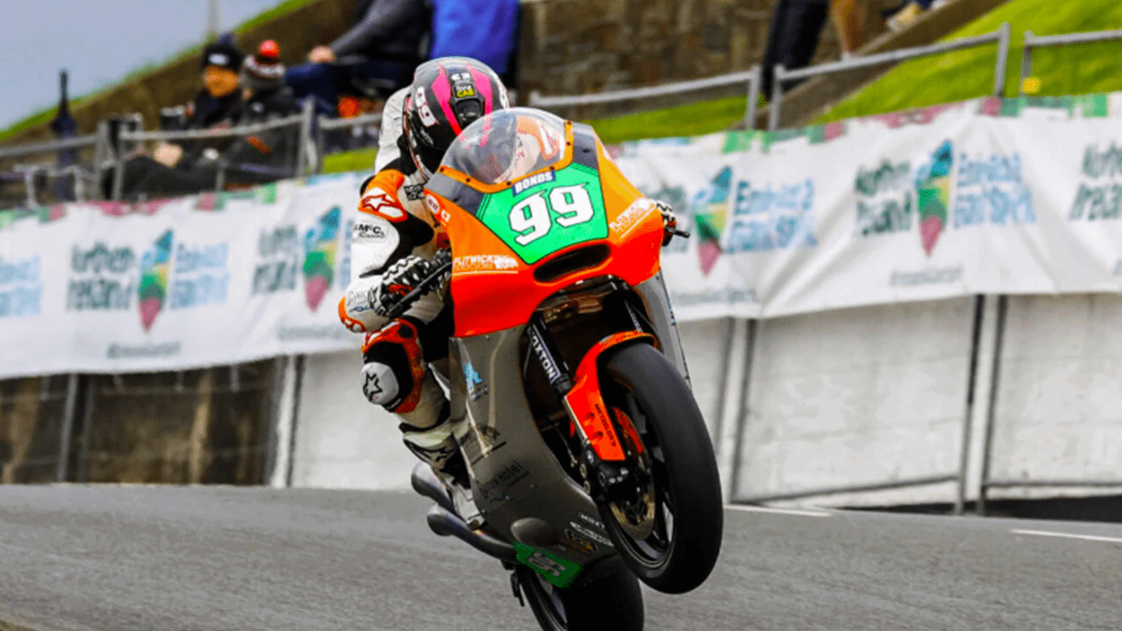 Jeremy McWilliams, 2026 North West 200, Supertwin. Credit: Pacemaker Press/North West 200.