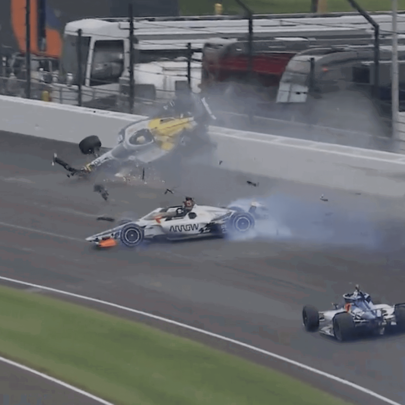 Rossi had a huge crash in Monday practice at the Indy 500