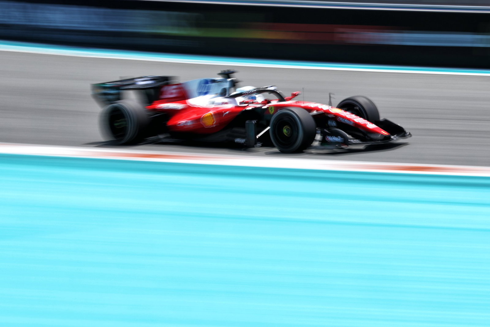 Leclerc put his upgraded Ferrari top in FP1