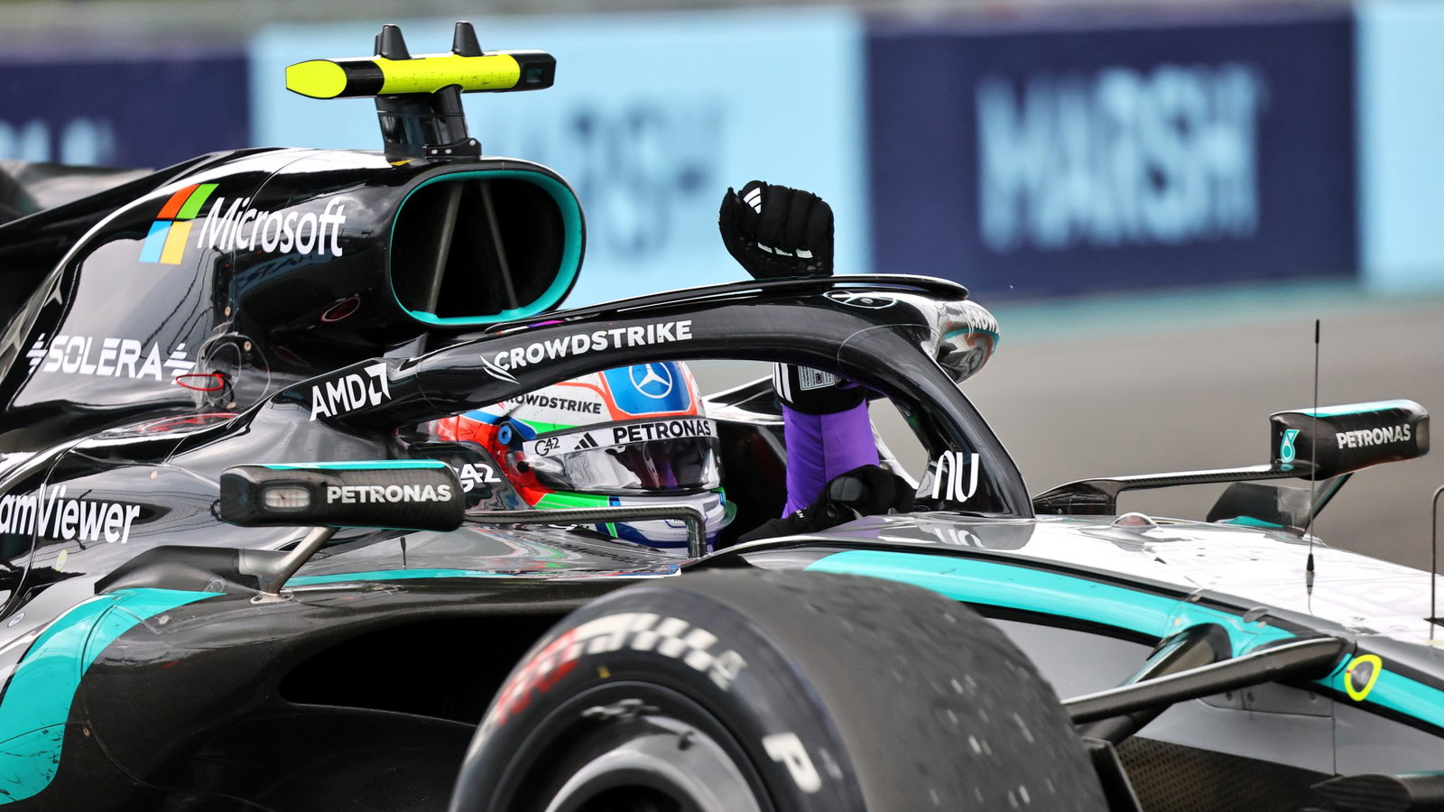 Antonelli celebrates making F1 history 