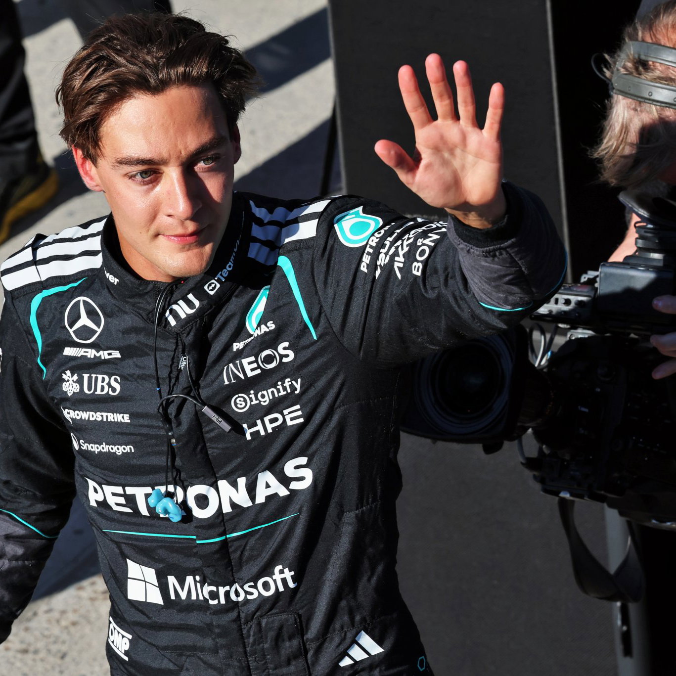 Russell edged out Antonelli to pole 