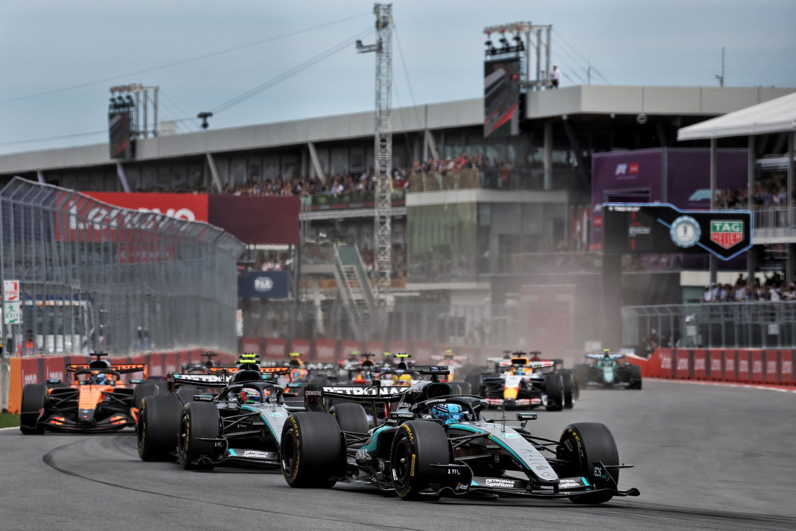 Start of the Canadian Grand Prix sprint 