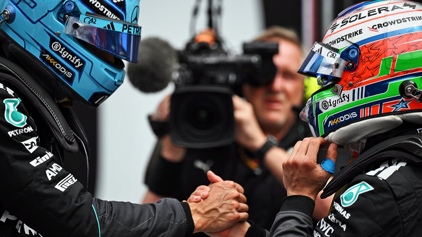 The first sign of fireworks at Mercedes occurred in the sprint race