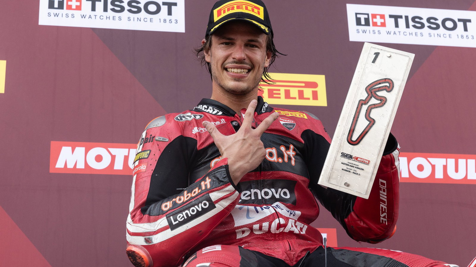Nicolo Bulega, 2026 Aragon WorldSBK, podium. Credit: Gold and Goose.