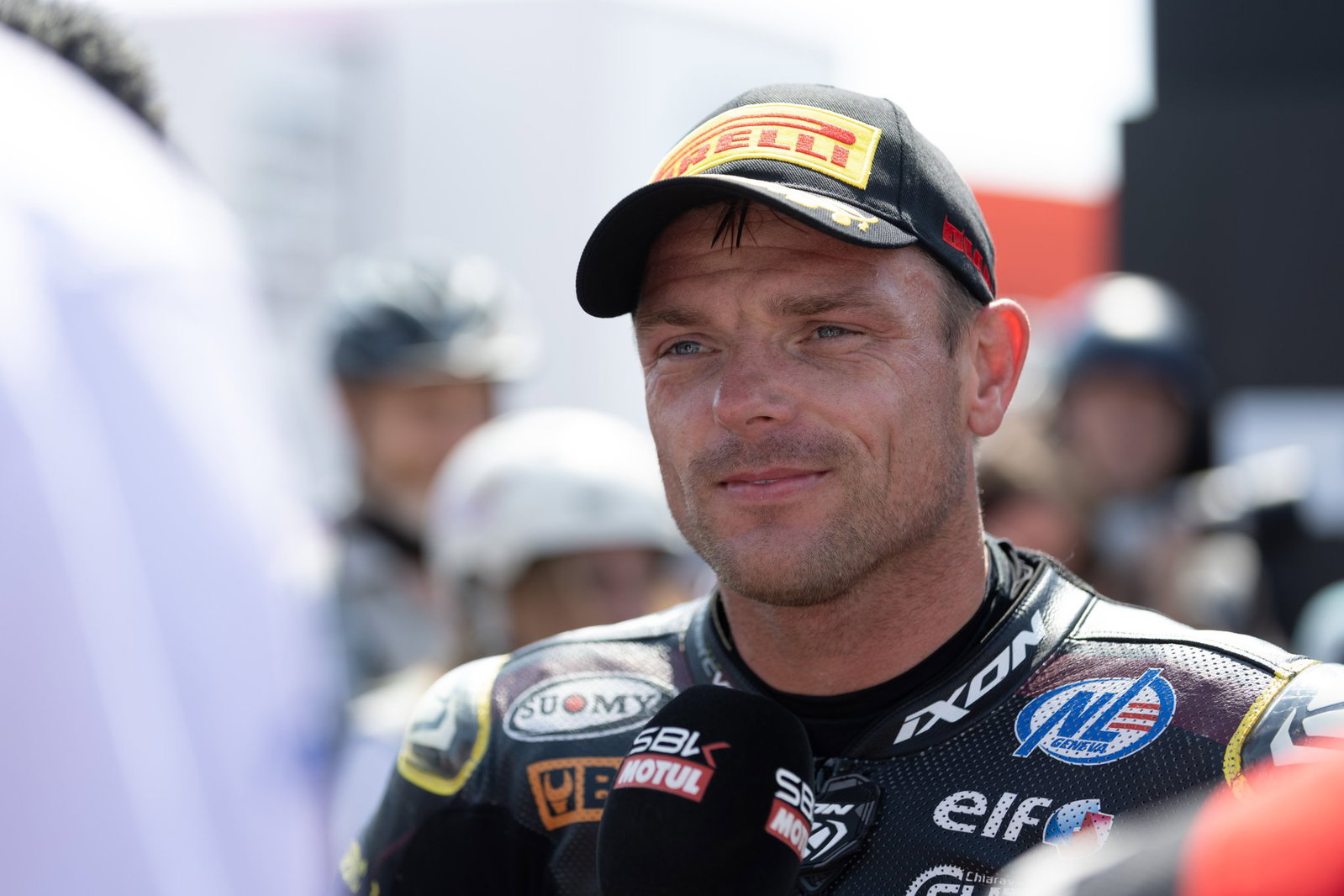 Sam Lowes, 2026 Aragon WorldSBK, parc ferme. Credit: Gold and Goose.