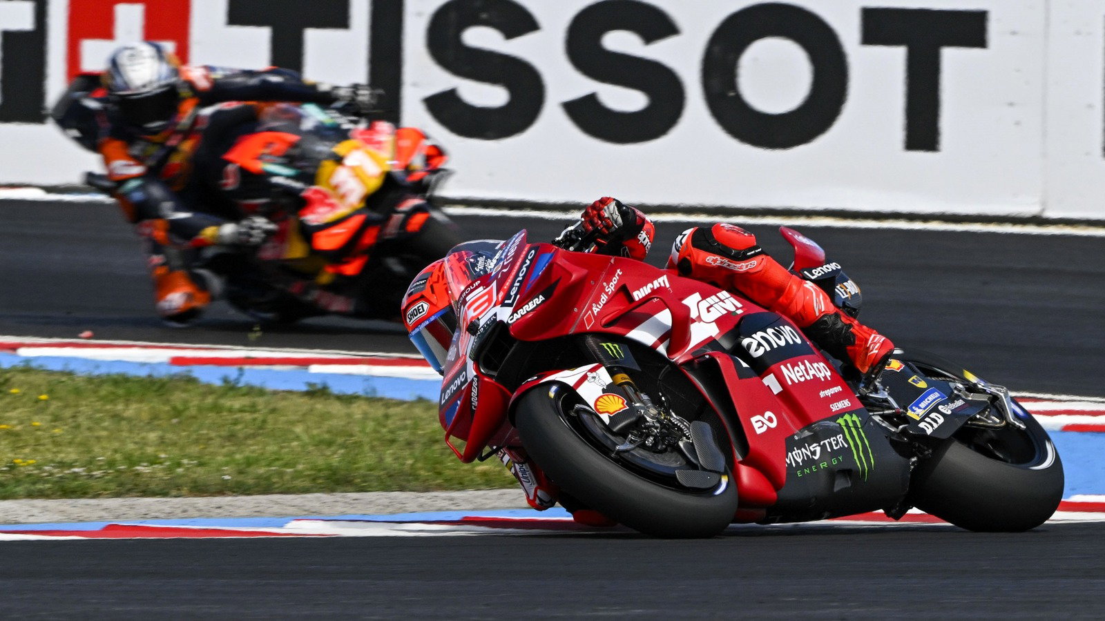Marc Marquez, Pedro Acosta, Sprint, 2026 Hungarian MotoGP.
