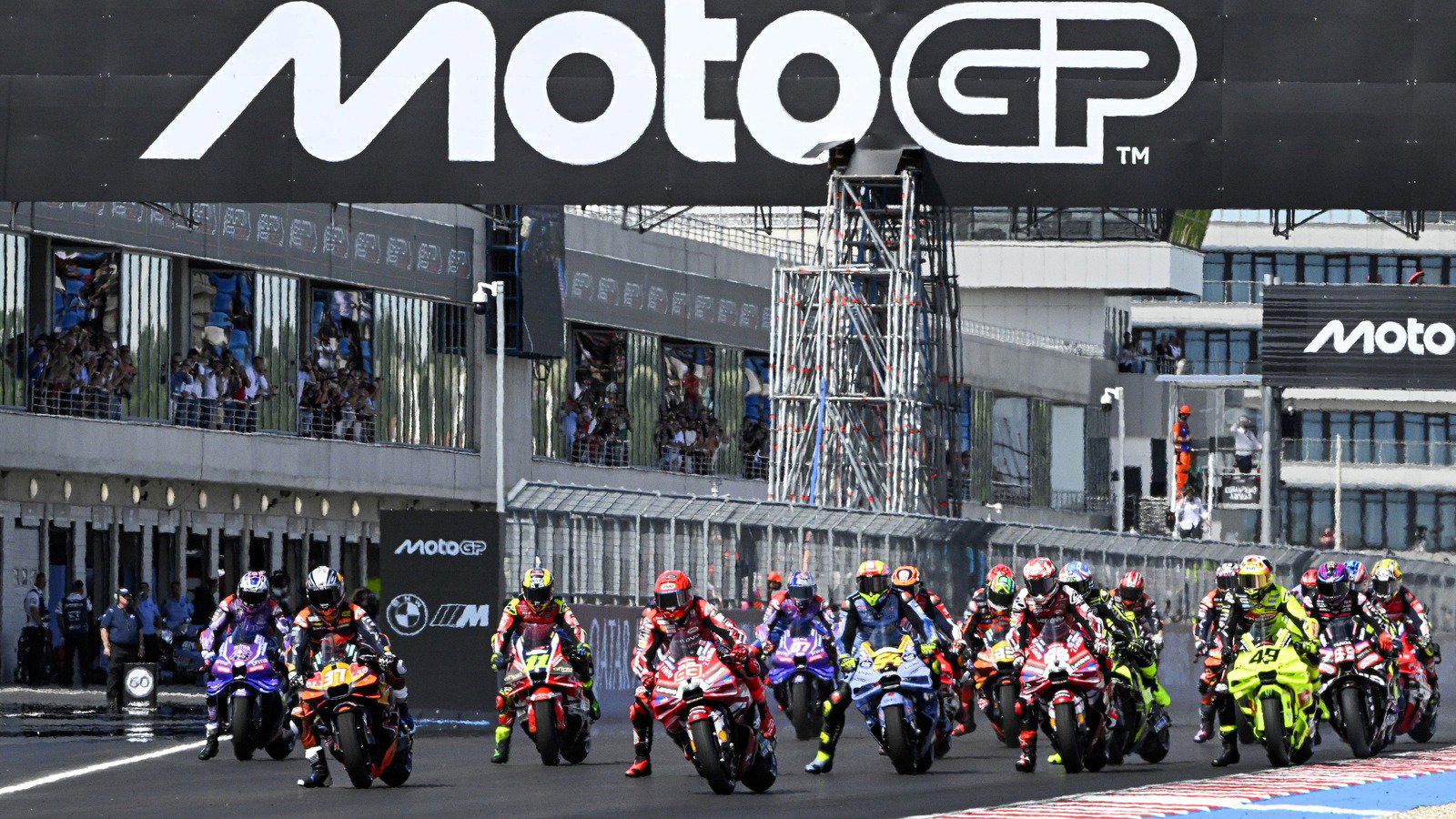 Start, 2026 Hungarian MotoGP.