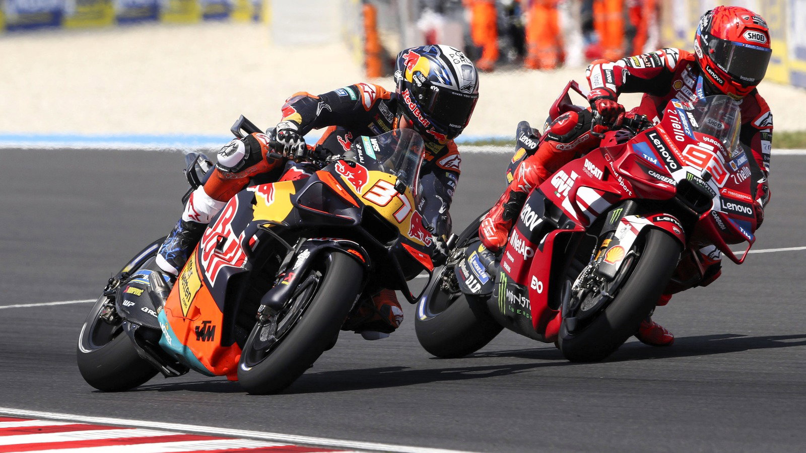 Pedro Acosta battles Marc Marquez for victory, 2026 Hungarian MotoGP. 