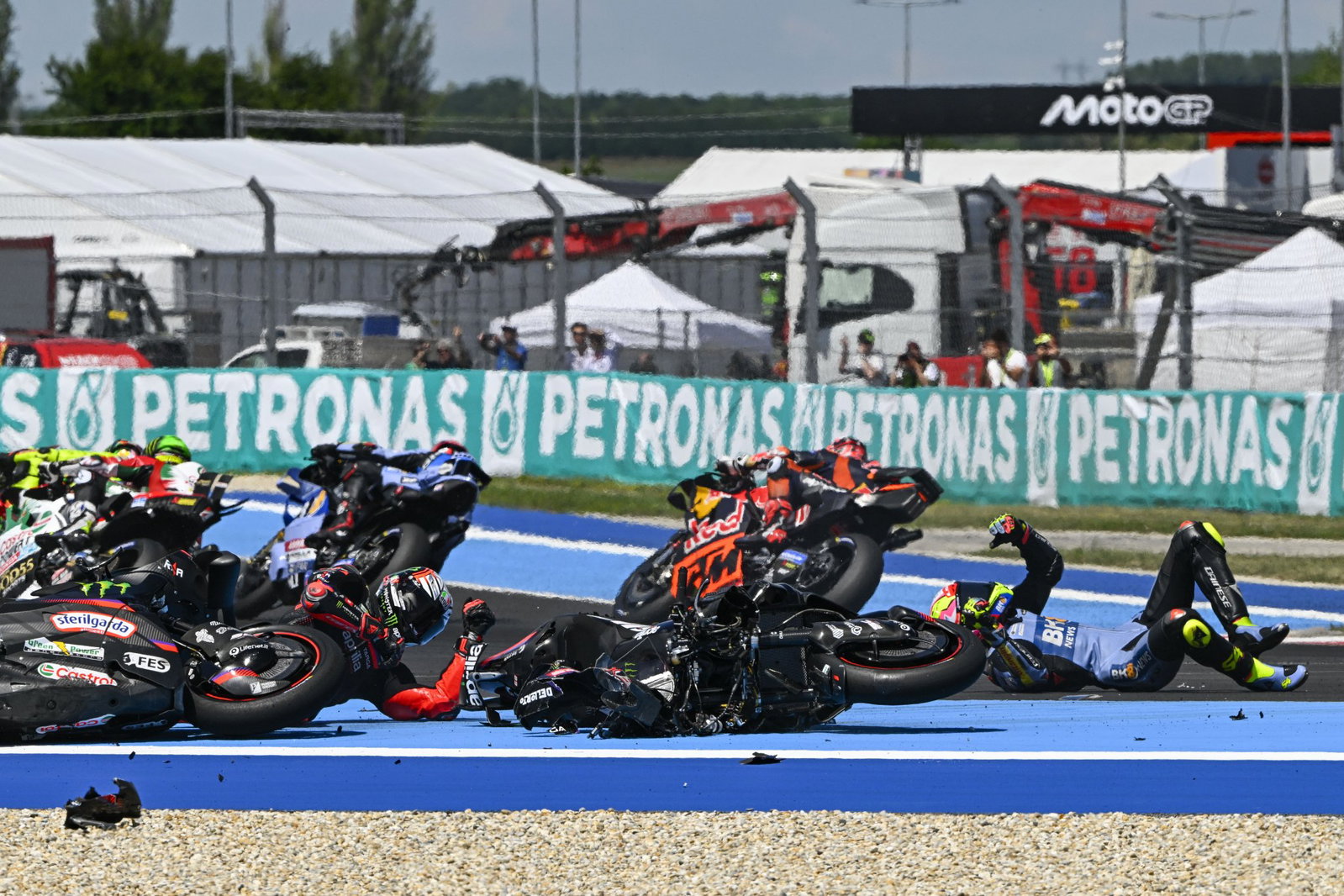 Hungary MotoGP crash at Turn 1