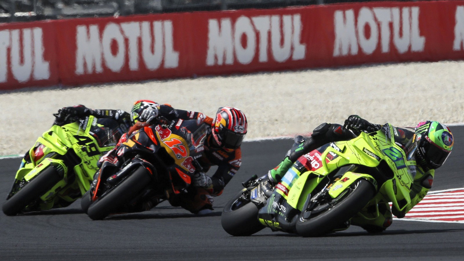 di Giannantonio catches Maverick Vinales and Franco Morbidelli, 2026 Hungarian MotoGP. 