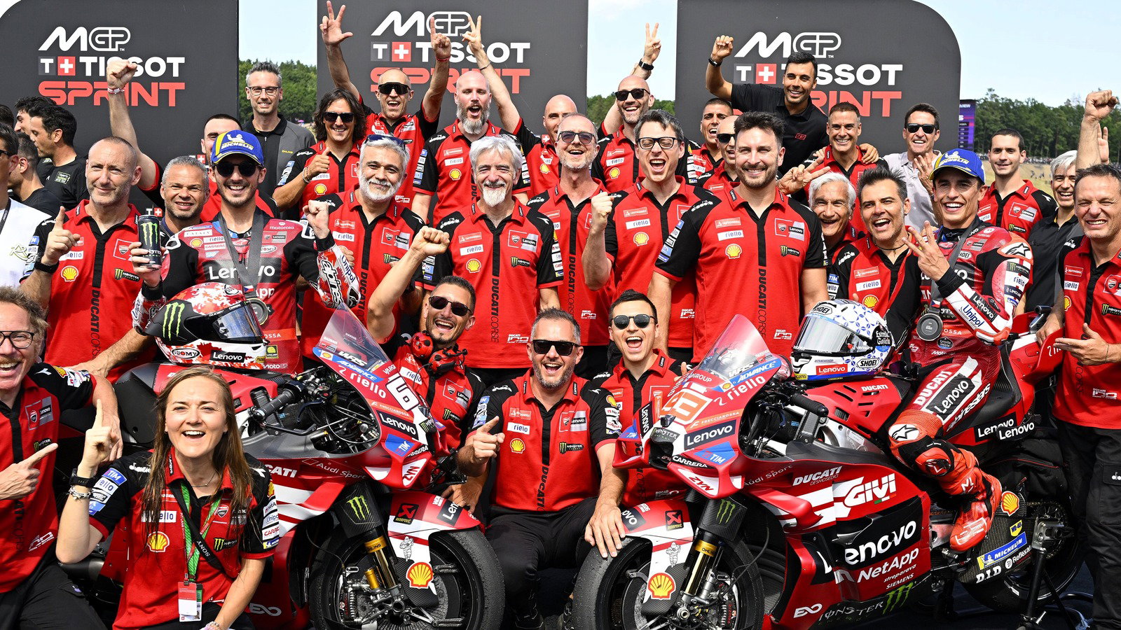 Marc Marquez, Pecco Bagnaia, Ducati, Sprint, 2026 Brno MotoGP.