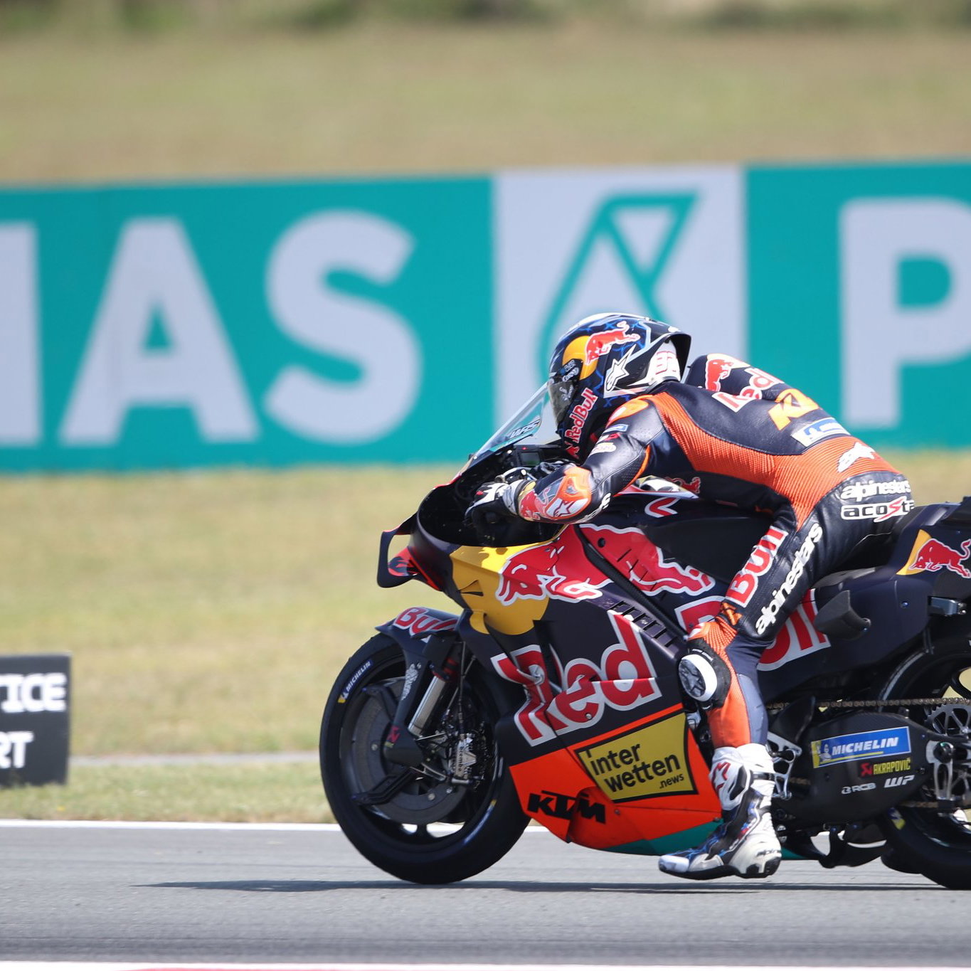 Pedro Acosta, 2026 MotoGP Dutch Grand Prix, practice start. Credit: Gold and Goose.