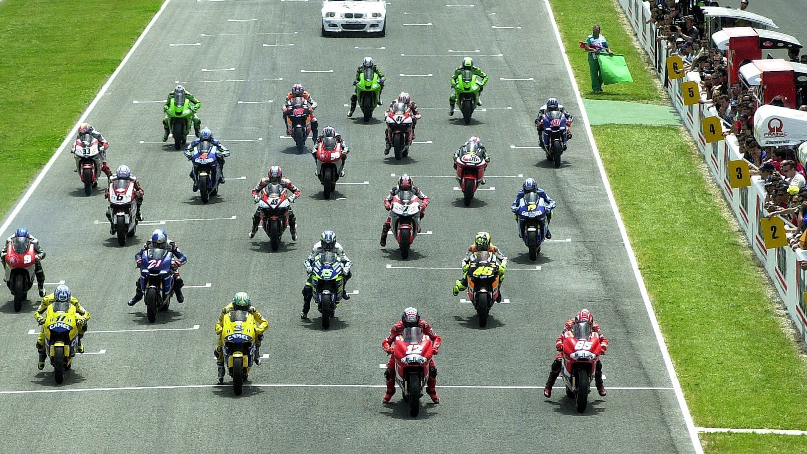 Four riders per row, 2023 Spanish MotoGP.