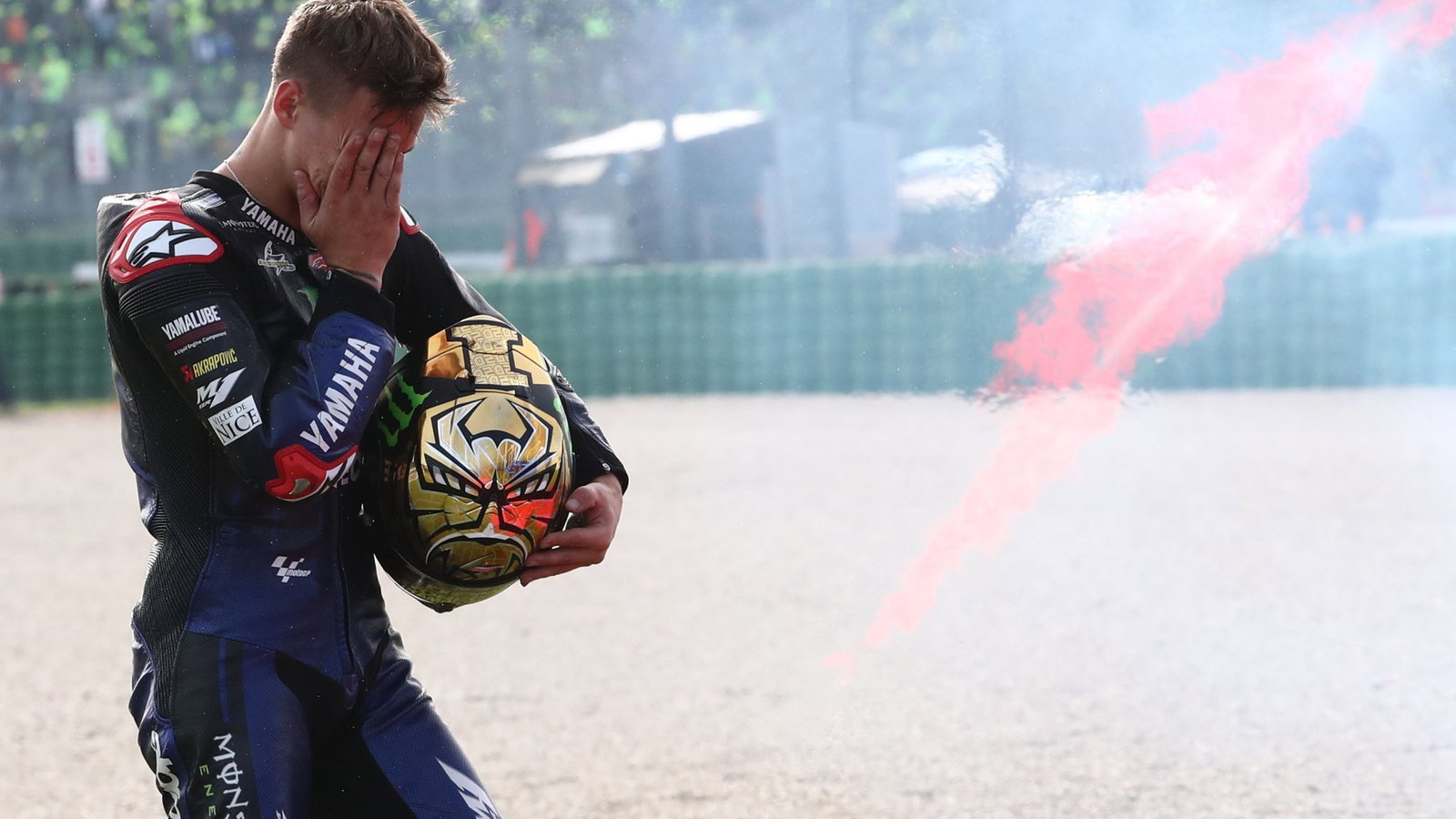 Fabio Quartararo celebrates the 2021 world title with Yamaha