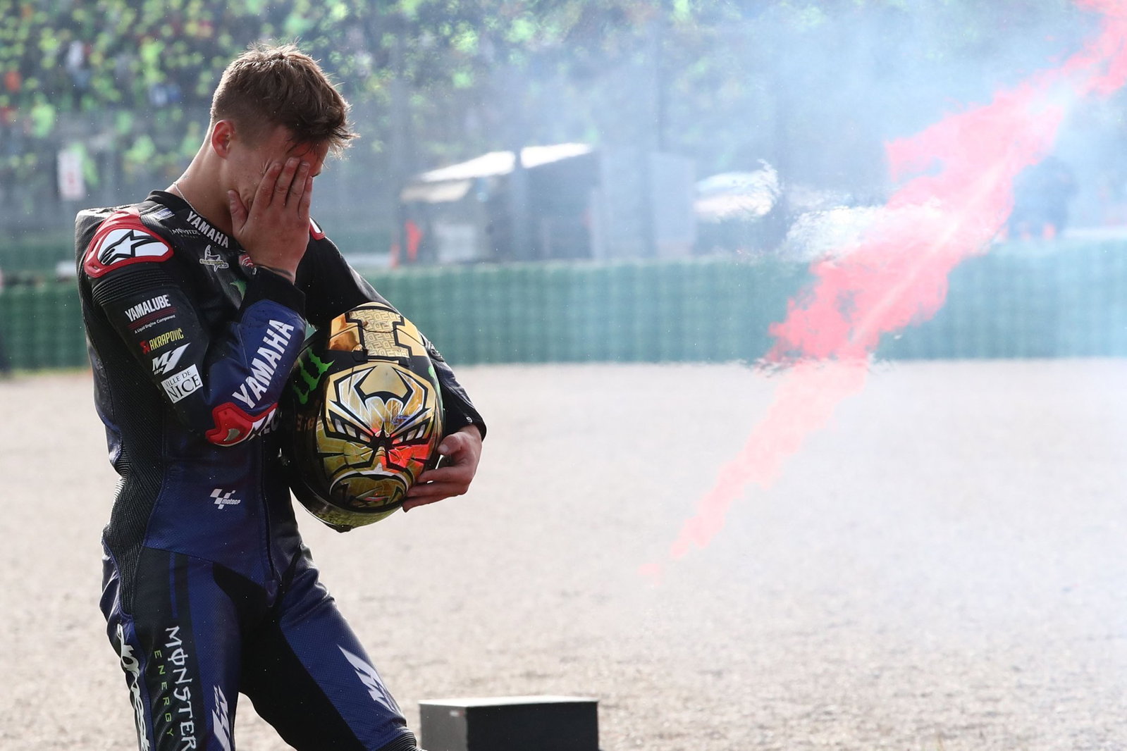 Fabio Quartararo celebrates the 2021 world title with Yamaha
