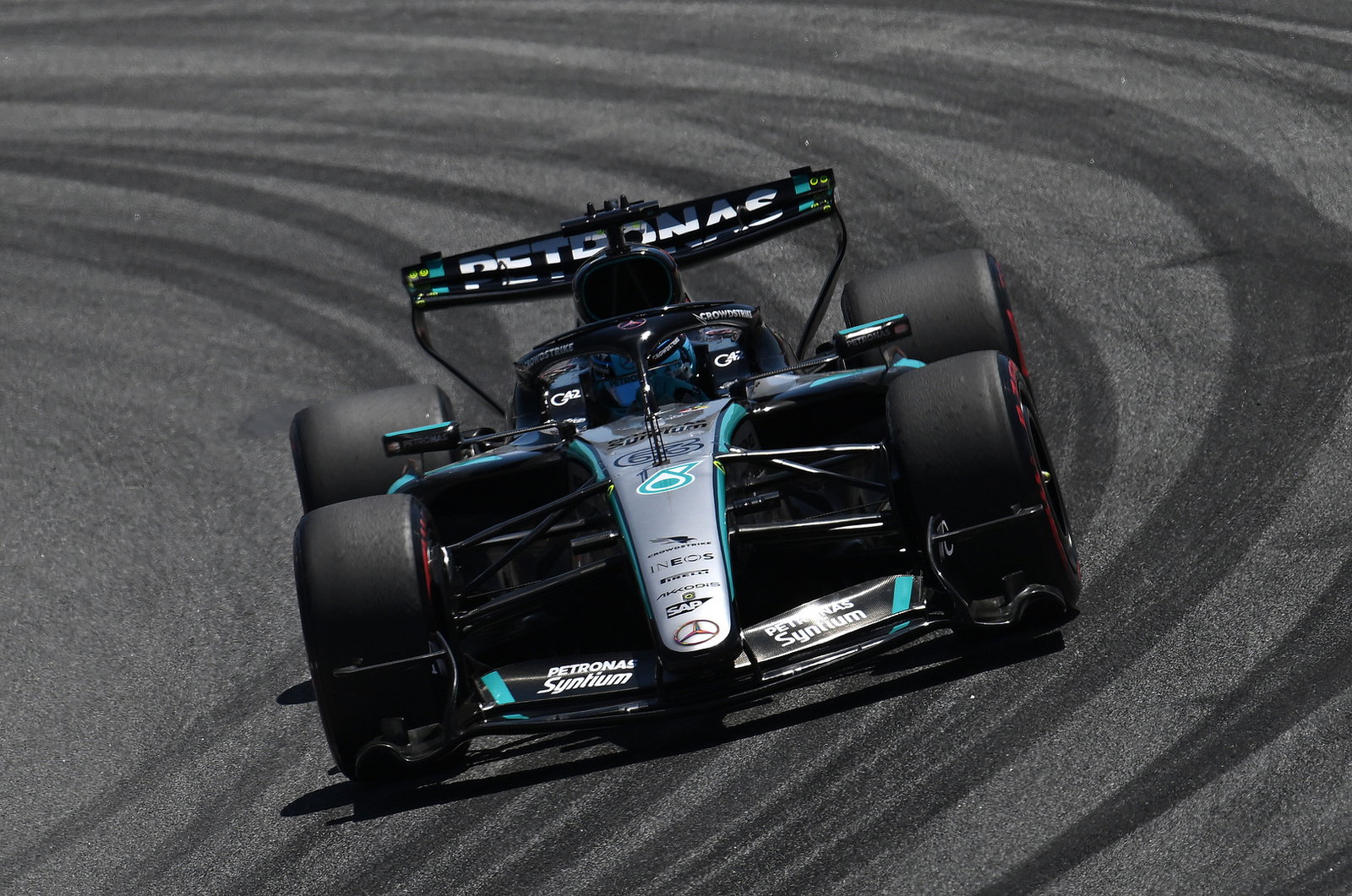 Russell claimed his third pole of 2026
