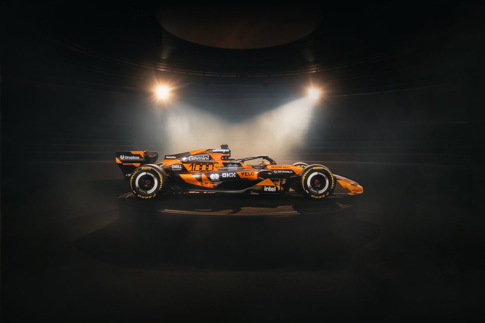 Side-on view of the MCL40 livery