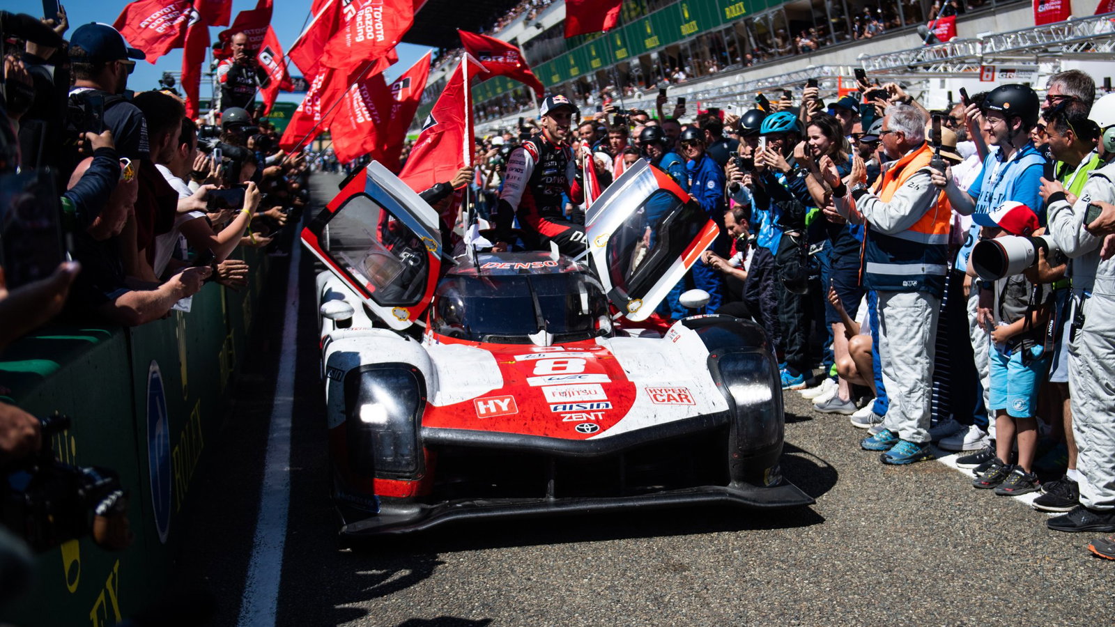 Toyota celebrates its 2022 Le Mans victory