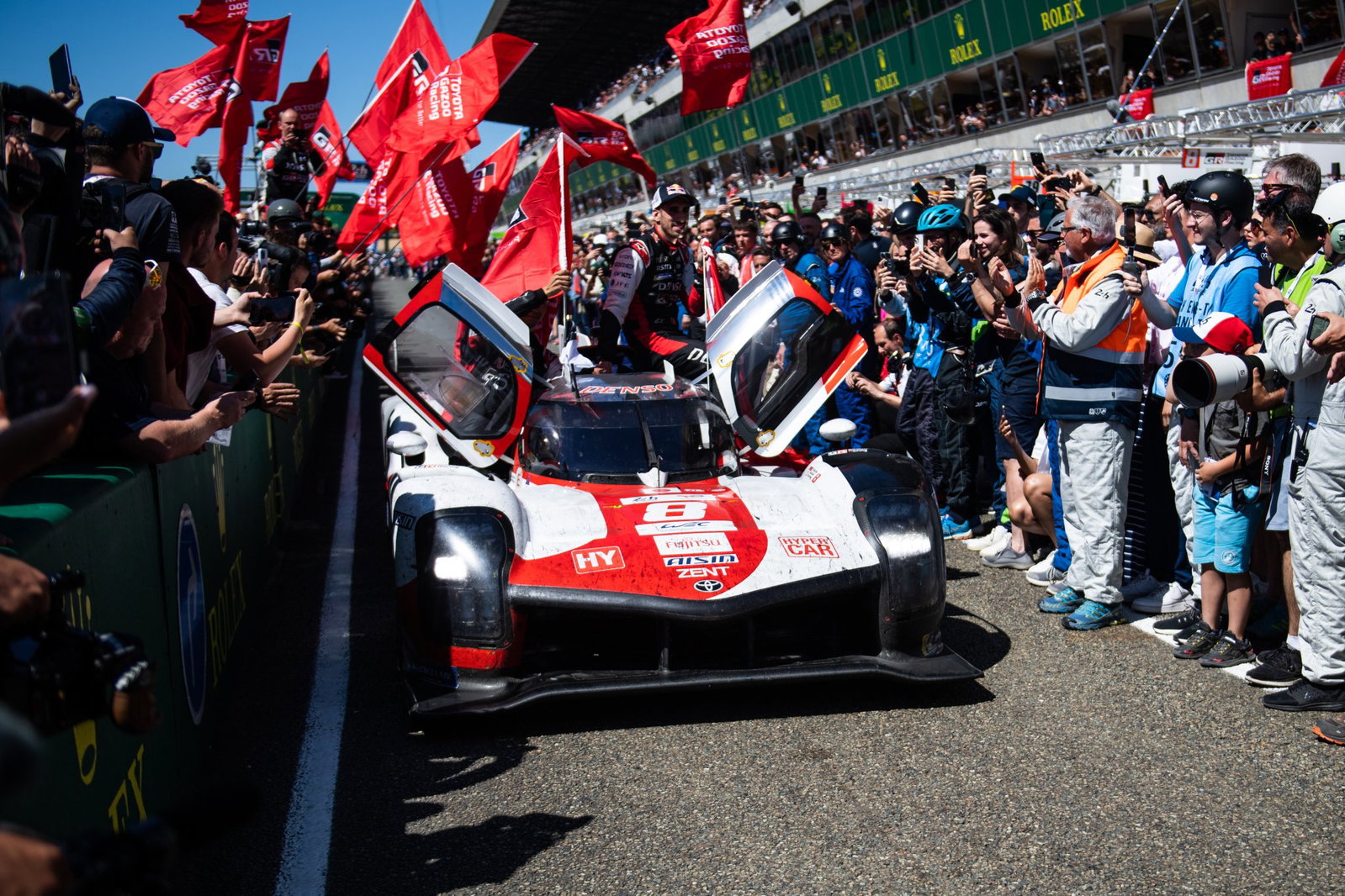Toyota celebrates its 2022 Le Mans victory