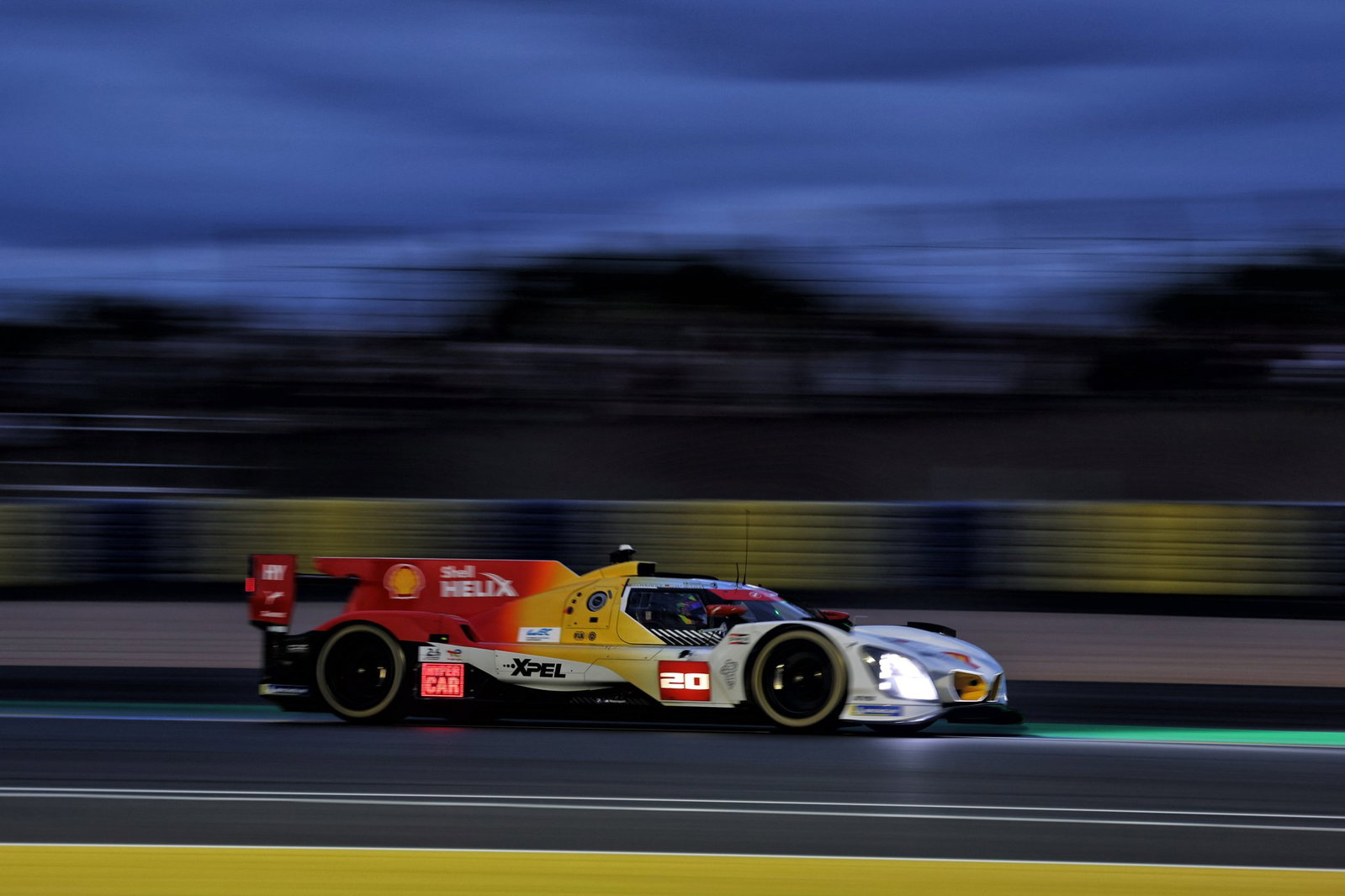 Sheldon Van Der Linde No.20 BMW