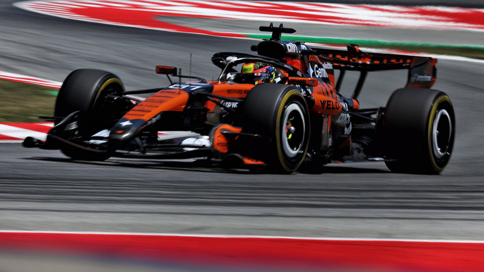 McLaren is bringing an "experimental rear wing" to Austria 