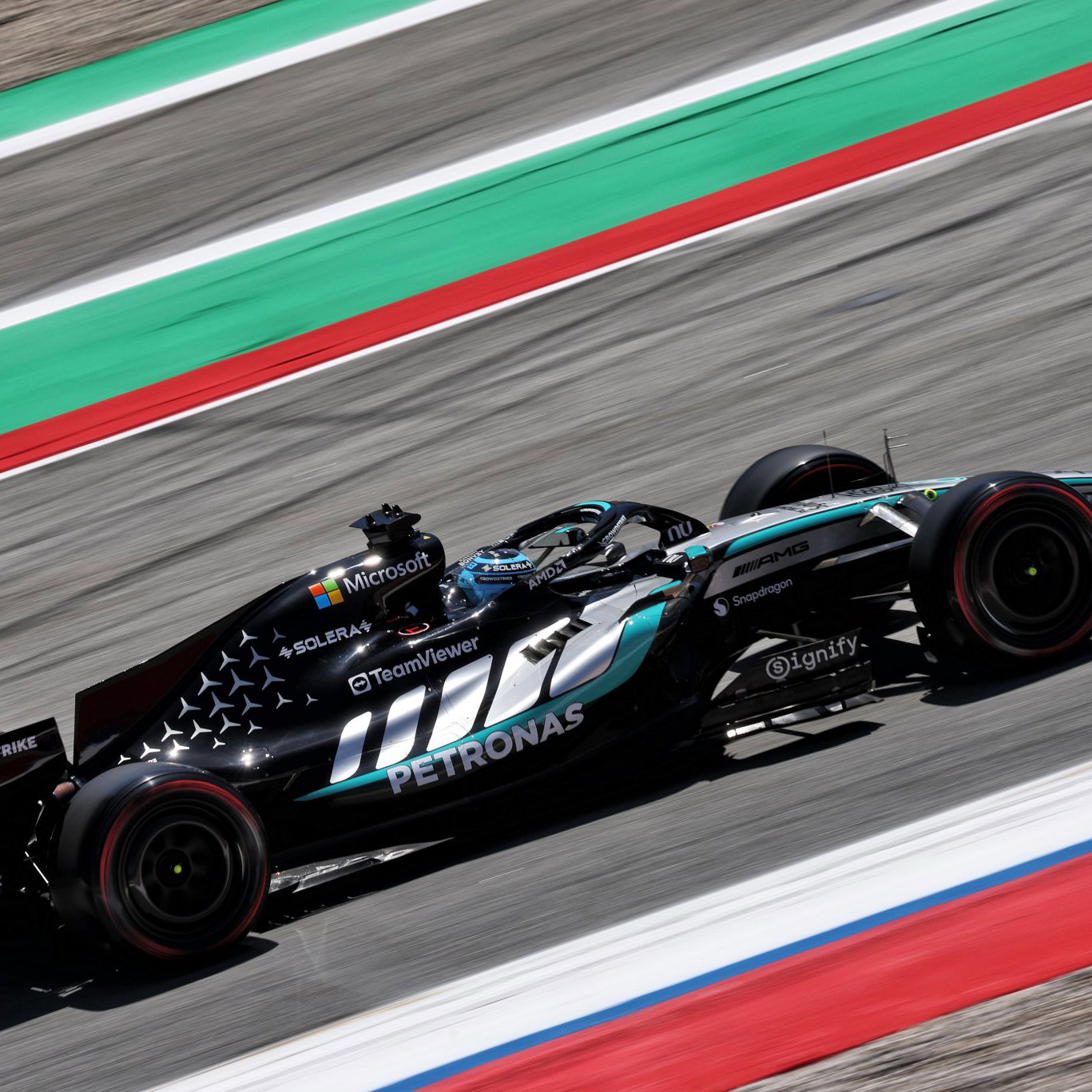 Russell started the weekend by setting the pace in FP1
