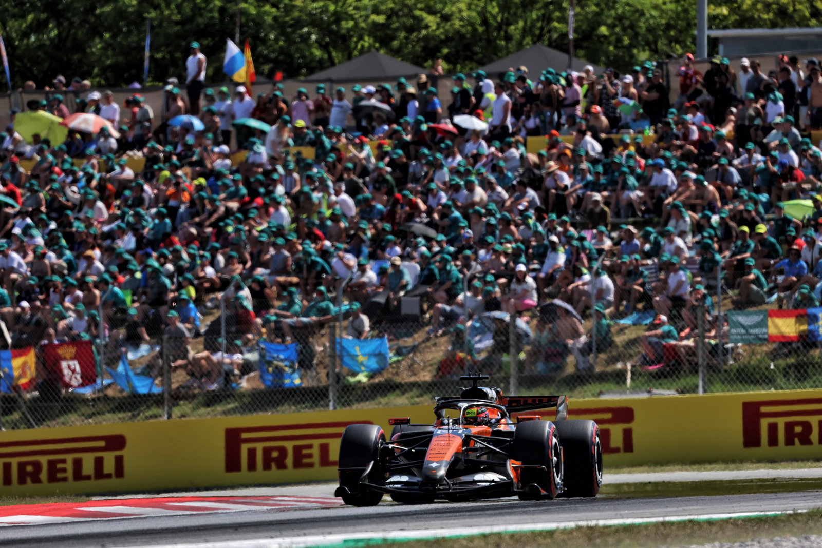 Piastri could only manage seventh in Barcelona qualifying 