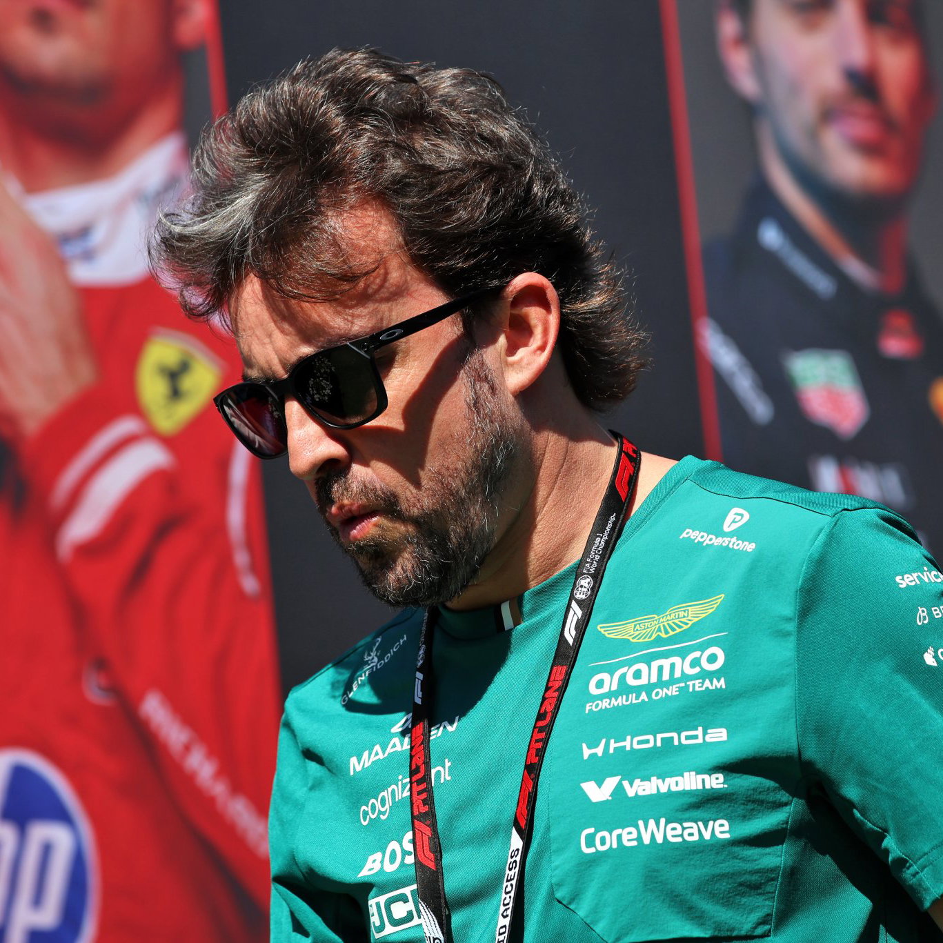 Alonso considers his Aston Martin future