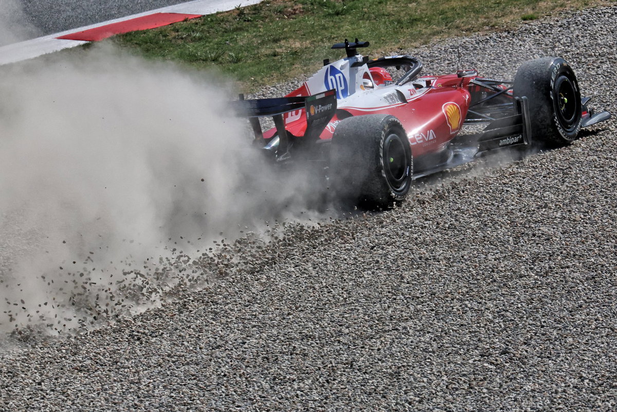 Downcast Charles Leclerc explains late-race Ferrari Barcelona F1 failure