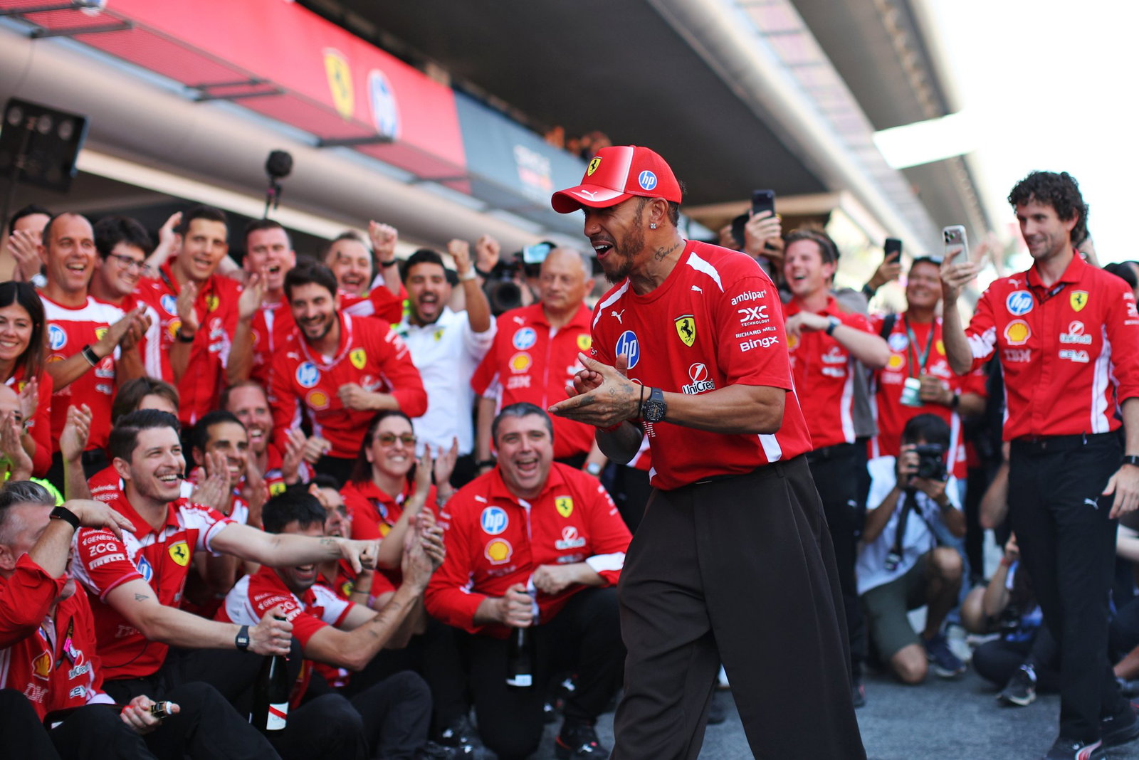 Hamilton celebrates in Barcelona