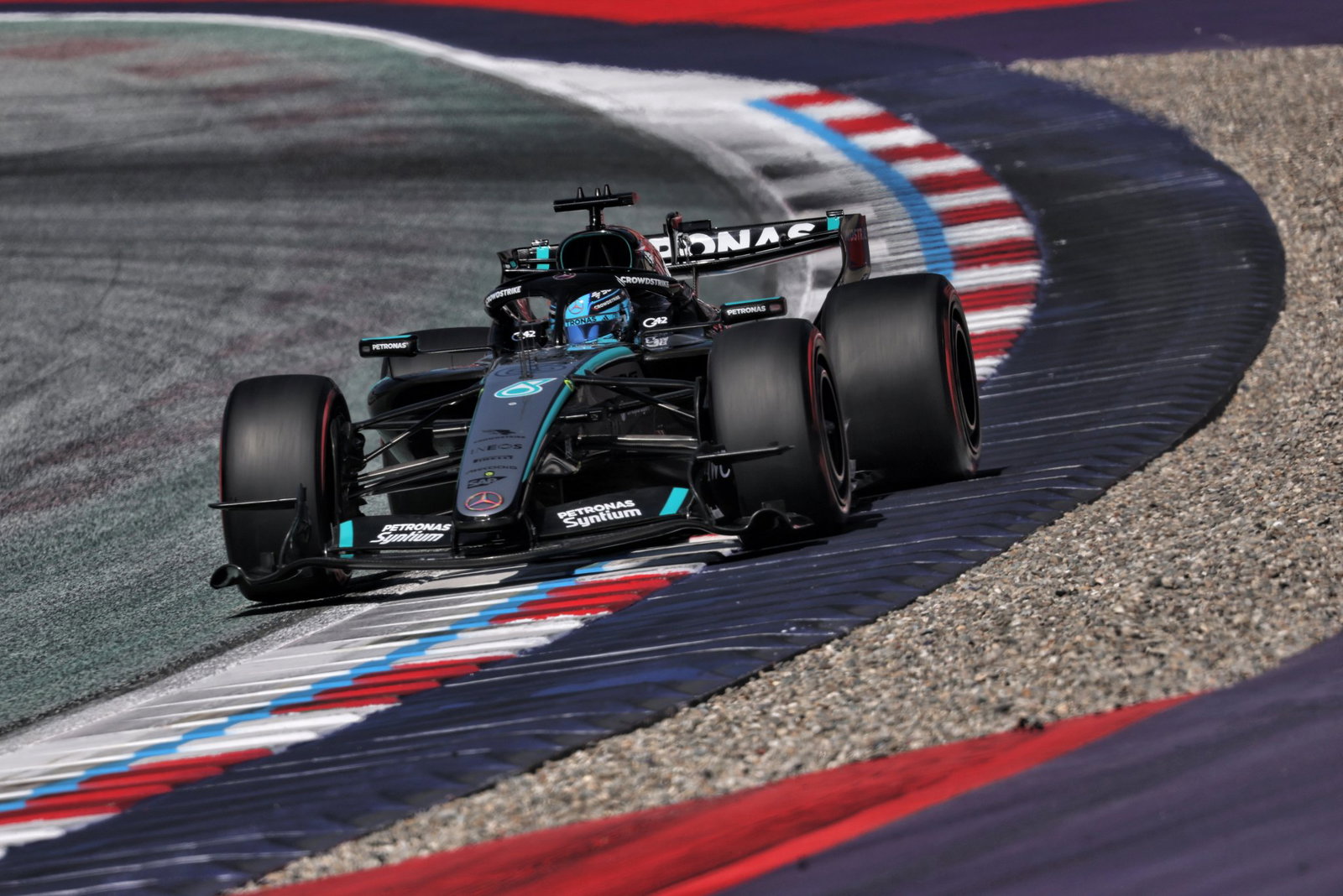 Russell produced a "magic" qualifying lap to take pole 