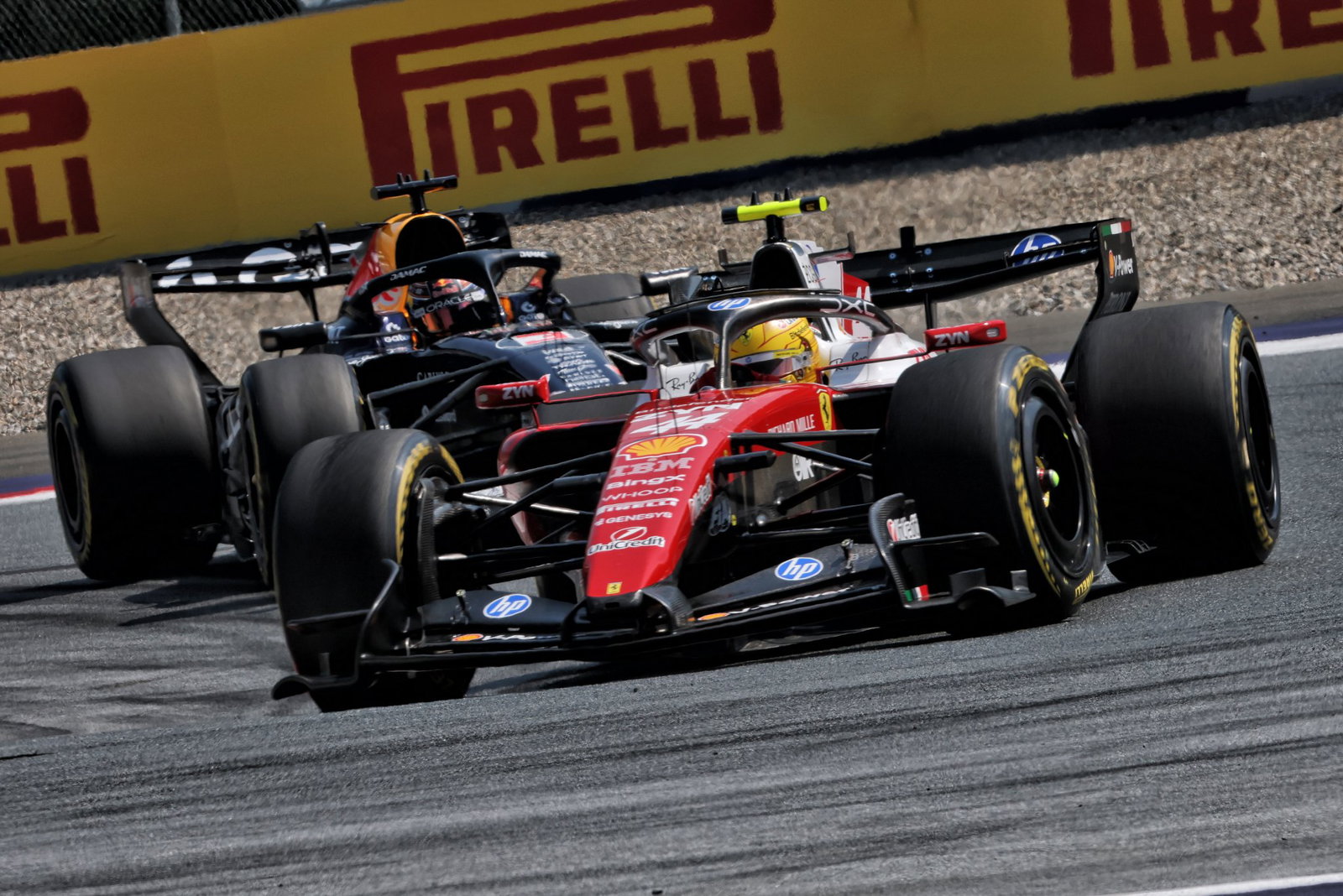 Hamilton and Verstappen thrilled F1 fans in Austria 