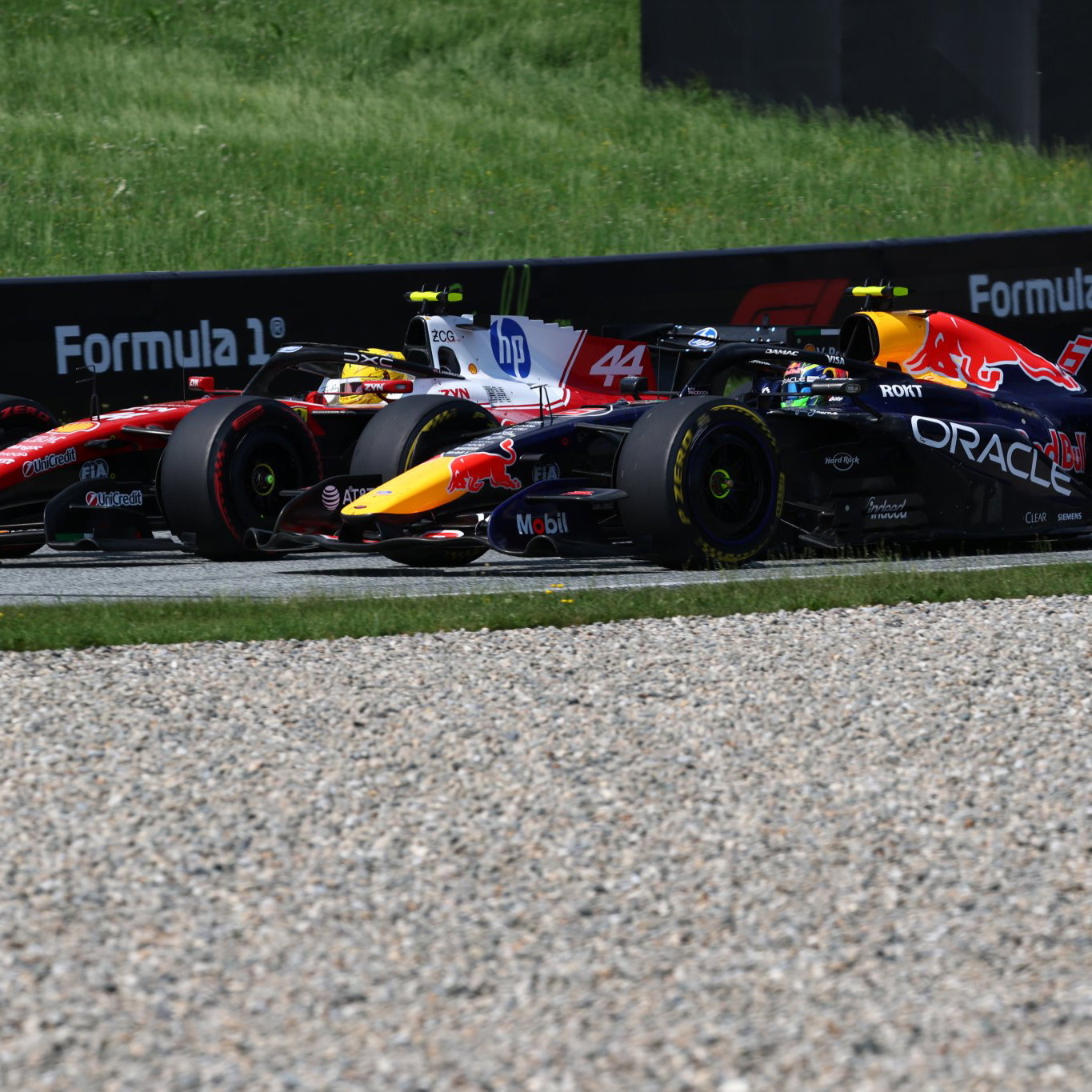 Hadjar went wheel-to-wheel with his F1 hero Hamilton 