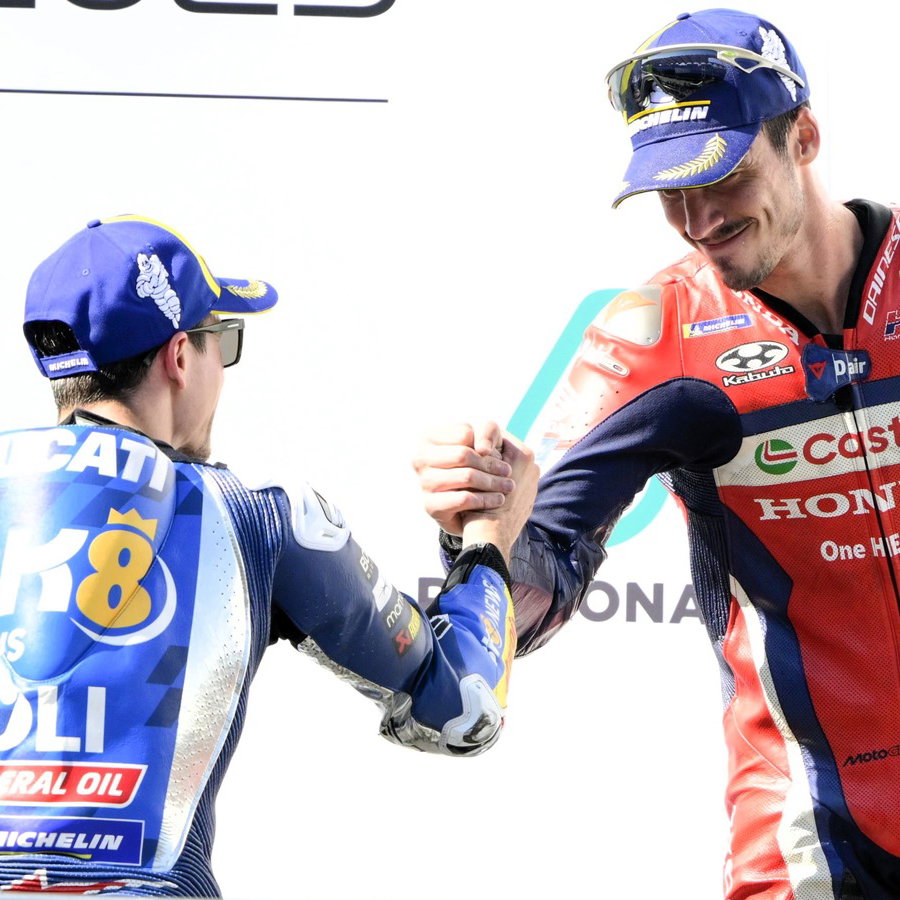Alex Marquez, Joan Mir.