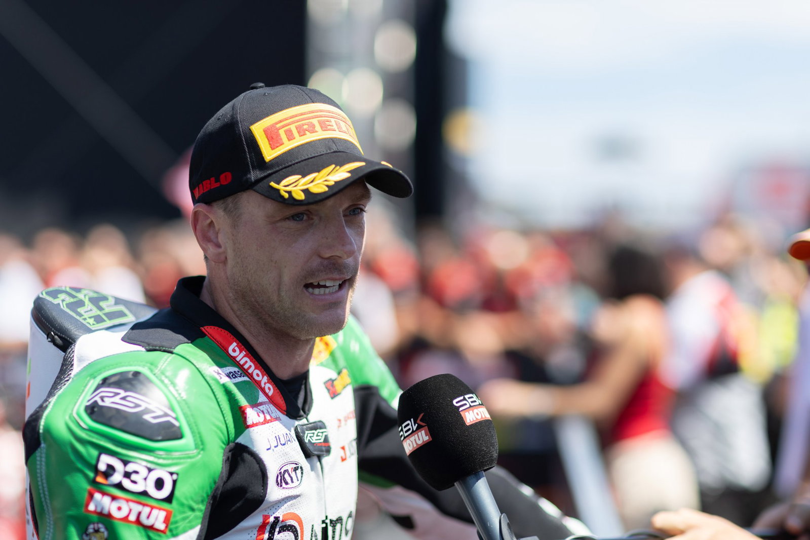 Alex Lowes, 2026 Emilia-Romagna WorldSBK, parc ferme interview. Credit: Gold and Goose.