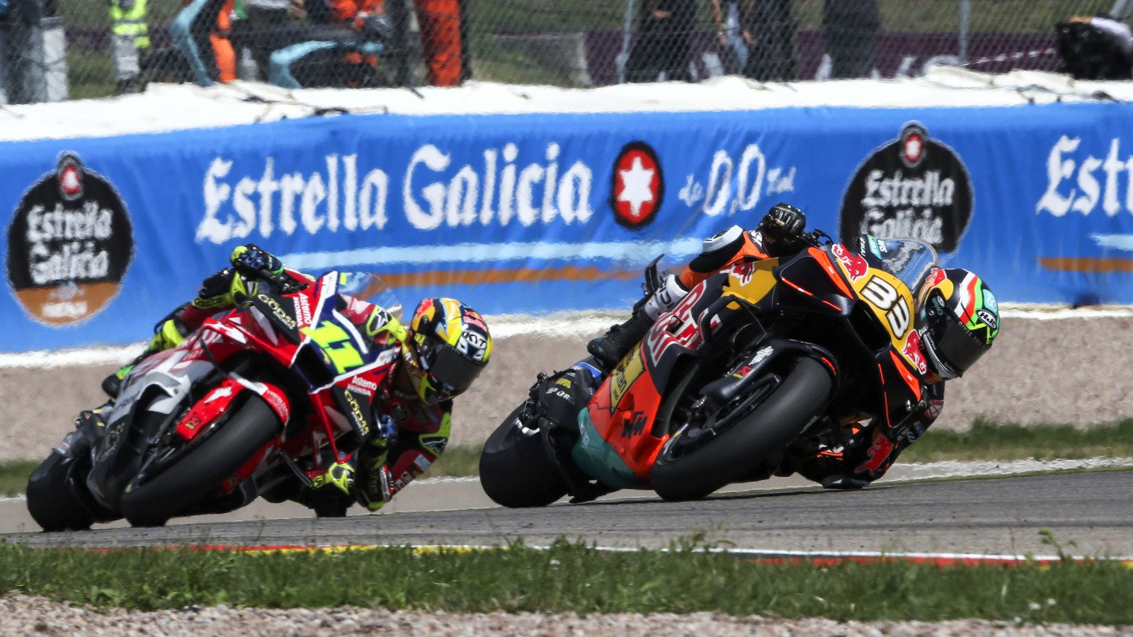 Brad Binder holds off Diogo Moreira in the closing laps, 2026 Sachsenring MotoGP. 