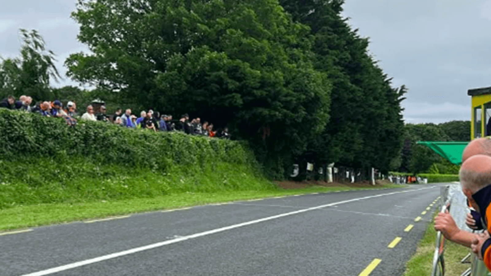 Start straight at Skerries 100. Credit: Facebook/Loughshinny Motorcycle Supporters Club.