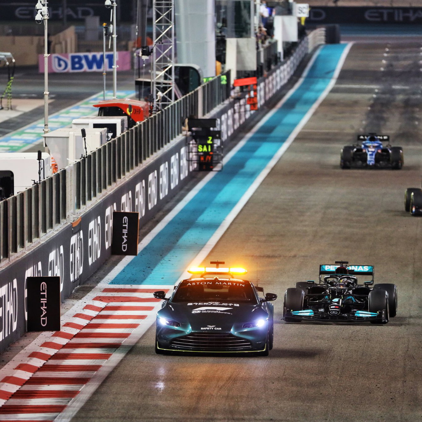 The 2021 Abu Dhabi Grand Prix ended in controversy 