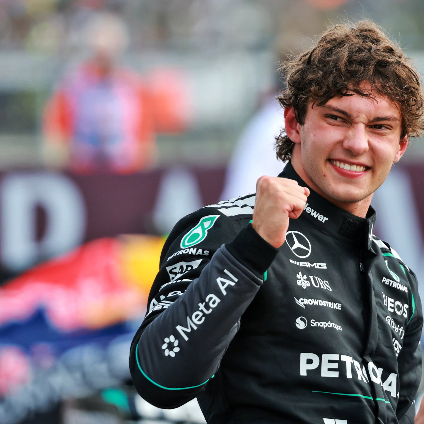 Antonelli maintained Mercedes' unbeaten Grand Prix qualifying streak in 2026