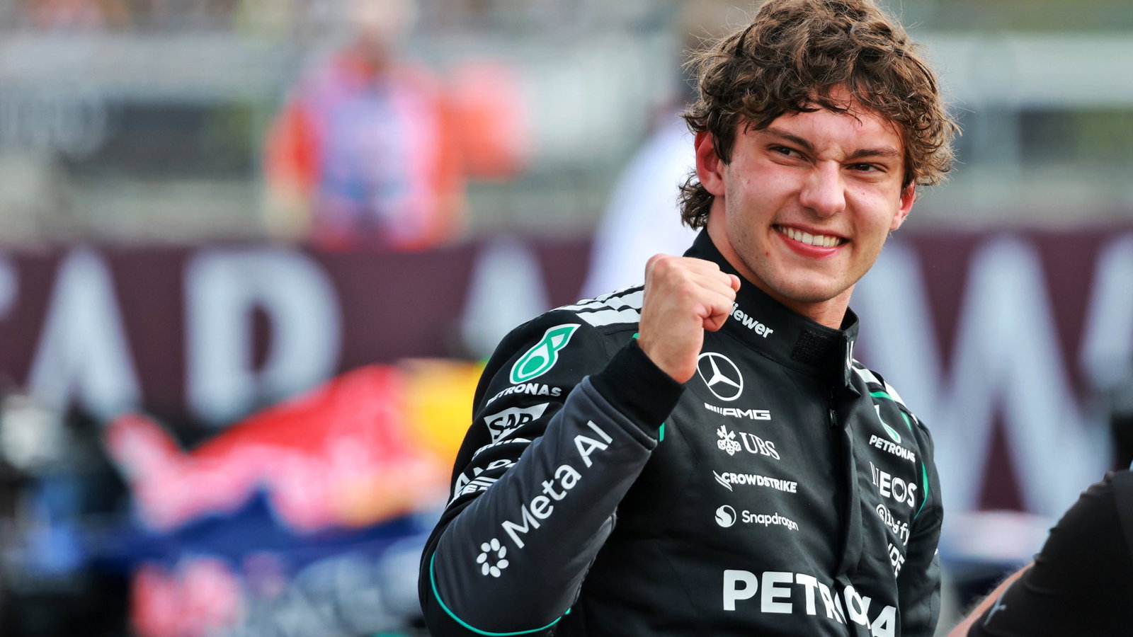 Antonelli maintained Mercedes' unbeaten Grand Prix qualifying streak in 2026