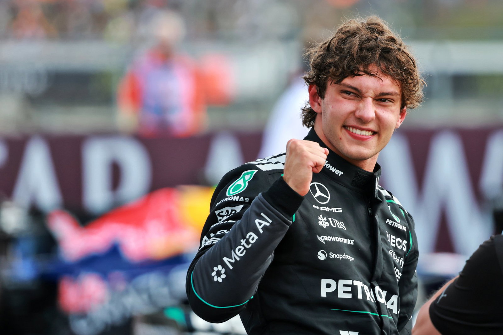 Antonelli maintained Mercedes' unbeaten Grand Prix qualifying streak in 2026